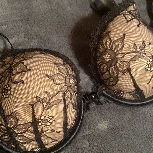 Nude & Black Lace Push Up Bra